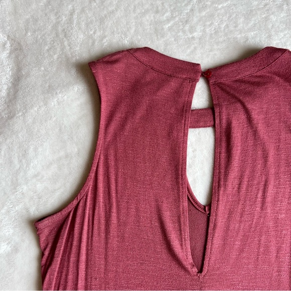 Reddish pink romper, size large - Picture 4 of 4